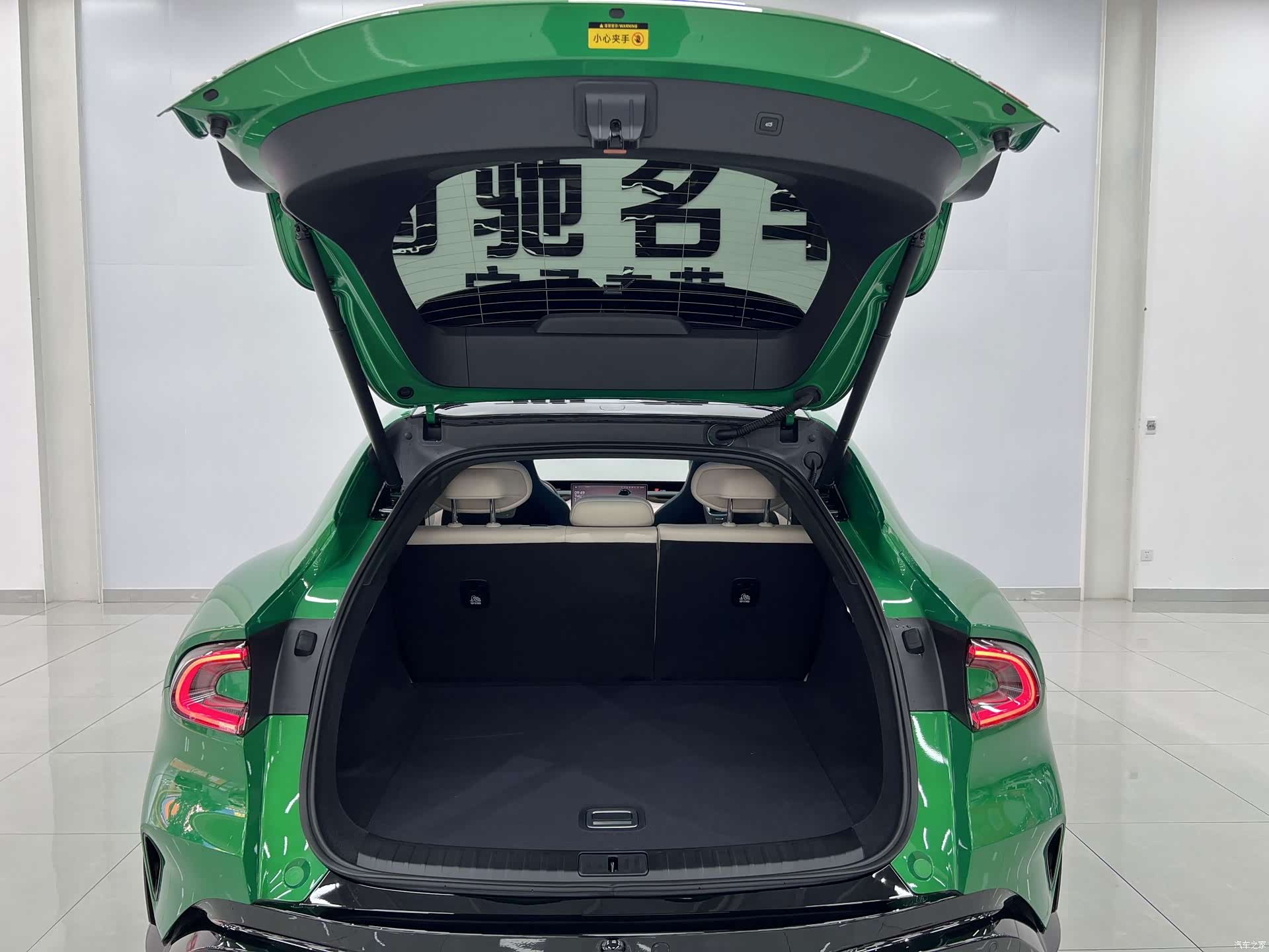 Xiaomi YU7, 2026 25