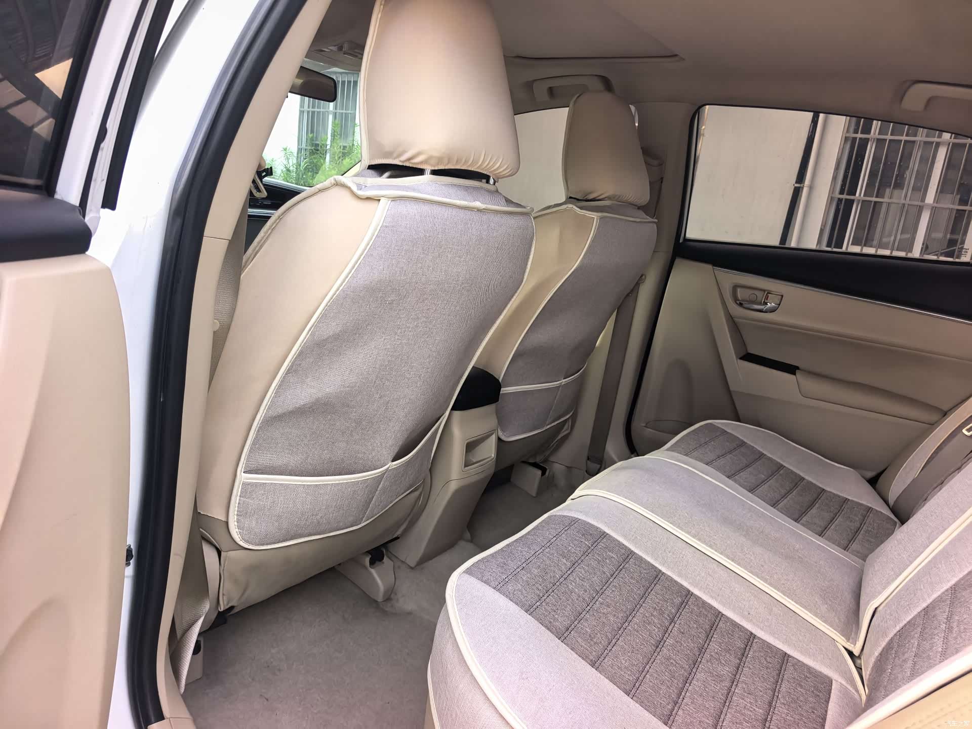 Toyota Corolla, 2015 13