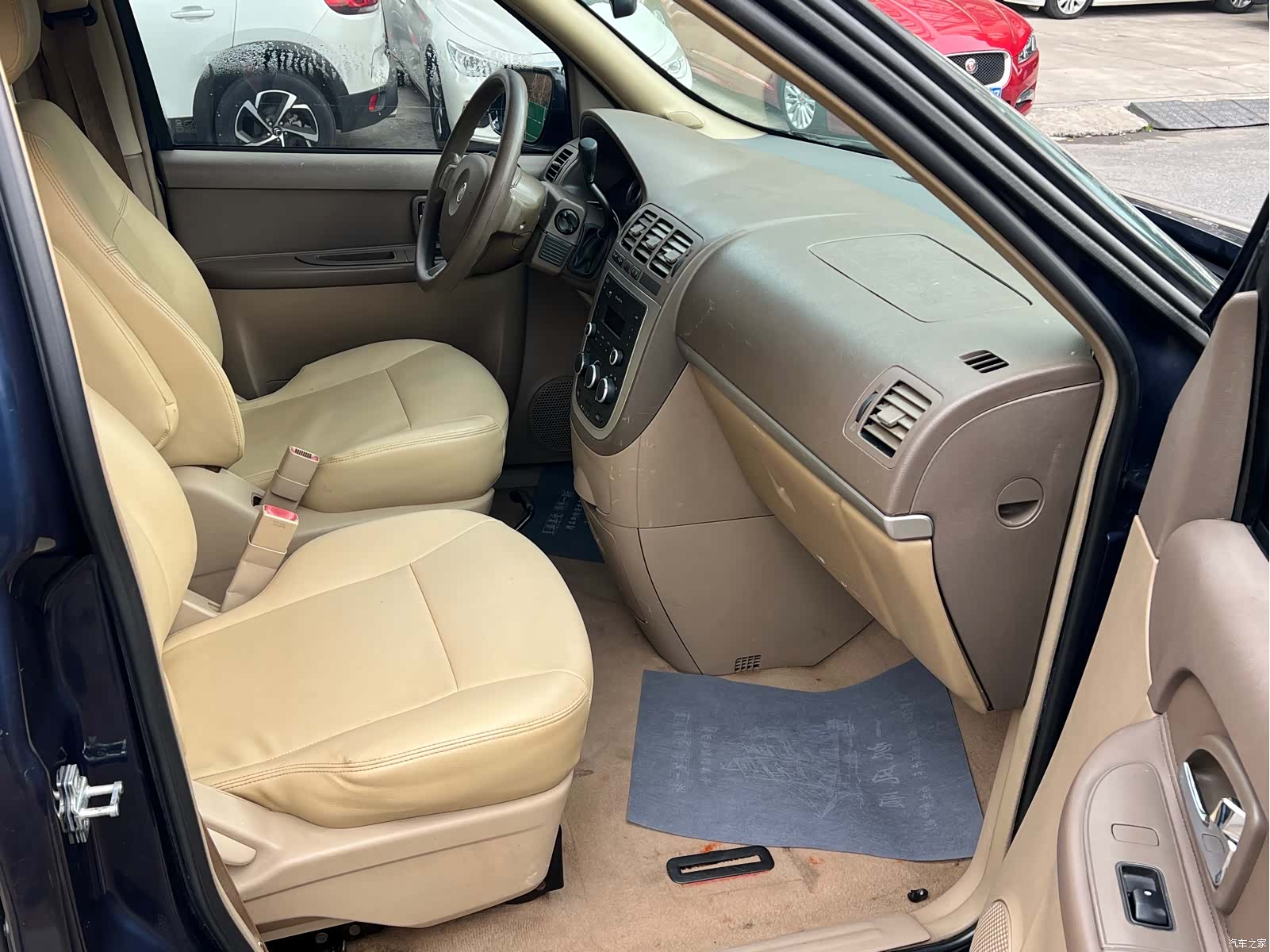 Buick GL8, 2014 12