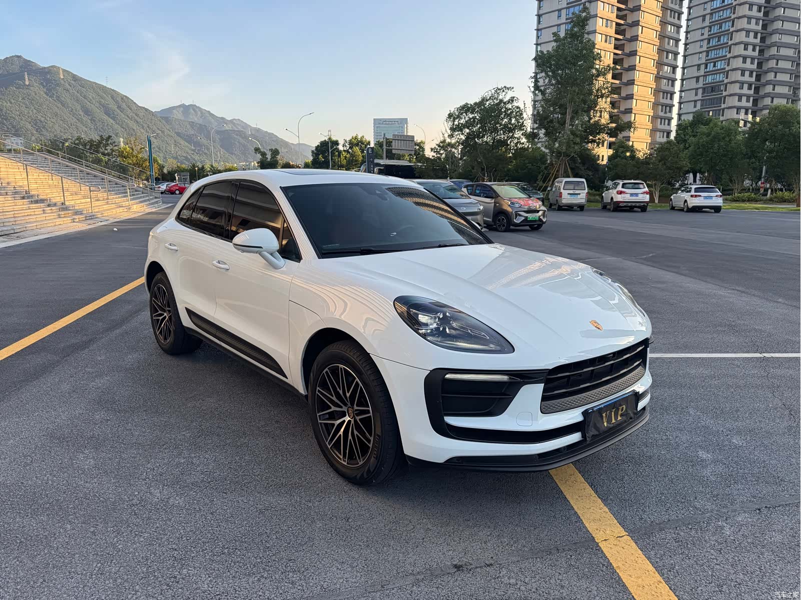 Porsche Macan, 2024 3