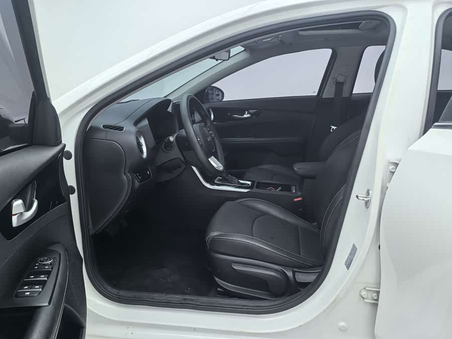 Kia K3 2022, фото 7