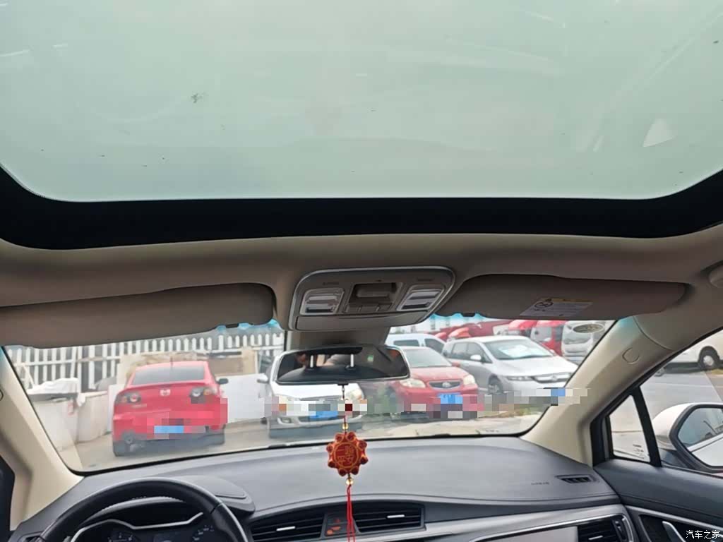 Geely Emgrand, 2018 18