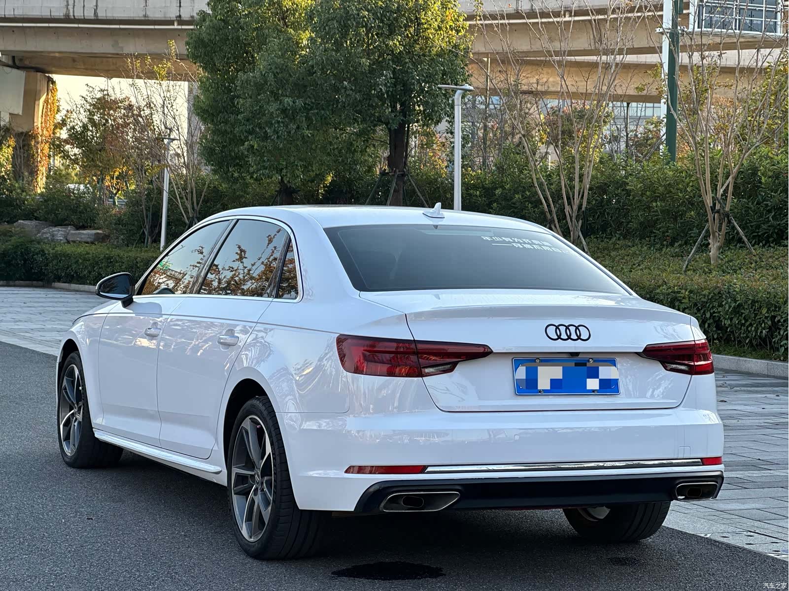 Audi A4L, 2019 4