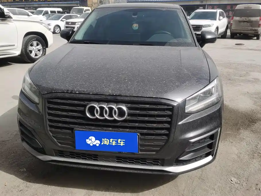 Audi Q2L