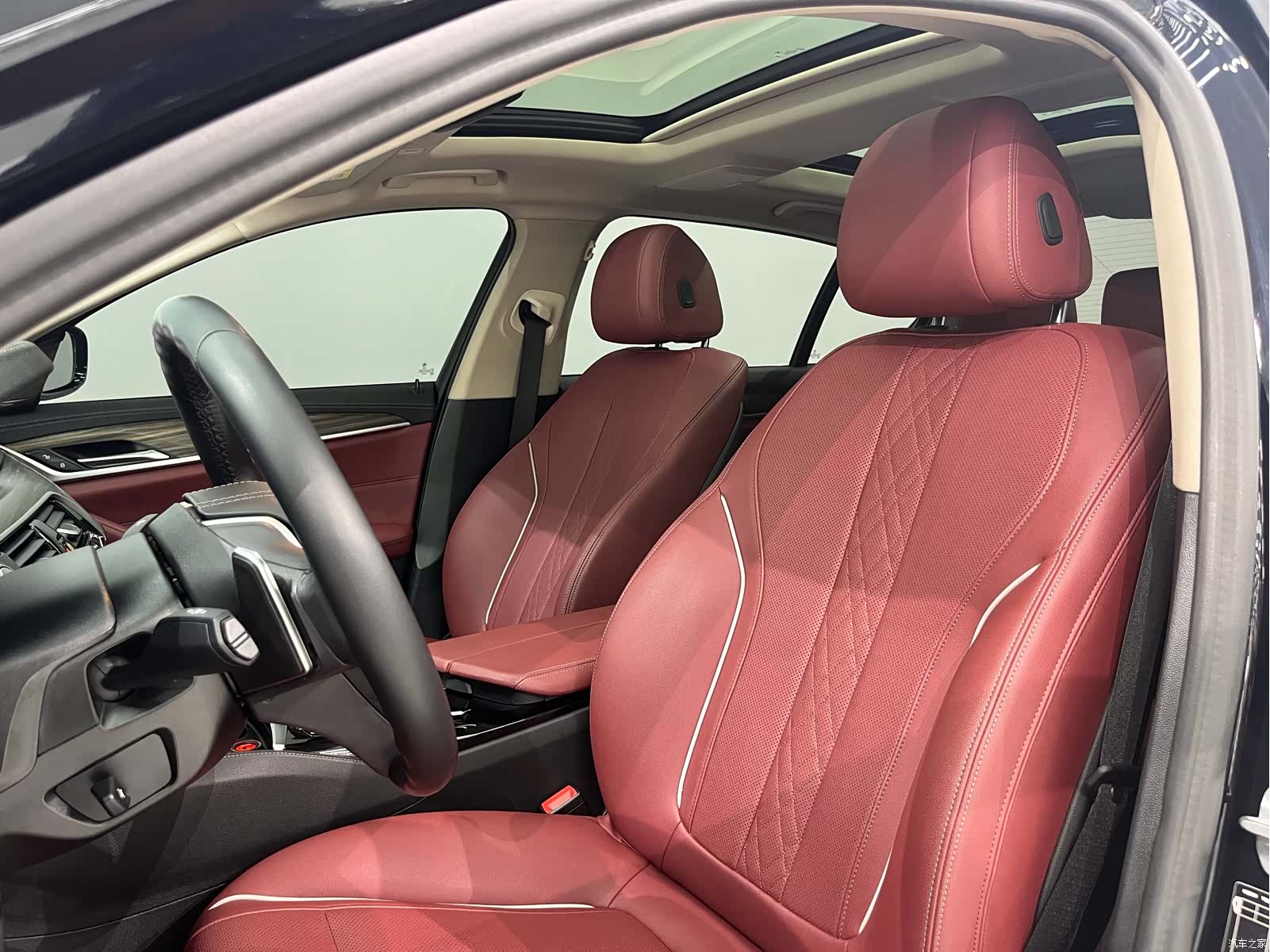 BMW 5 Series, 2023 12