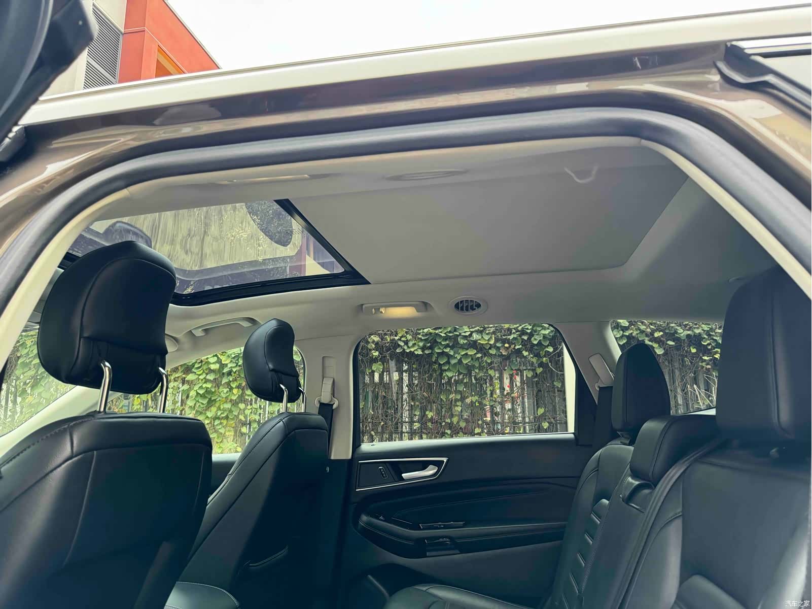 Ford Edge, 2016 12