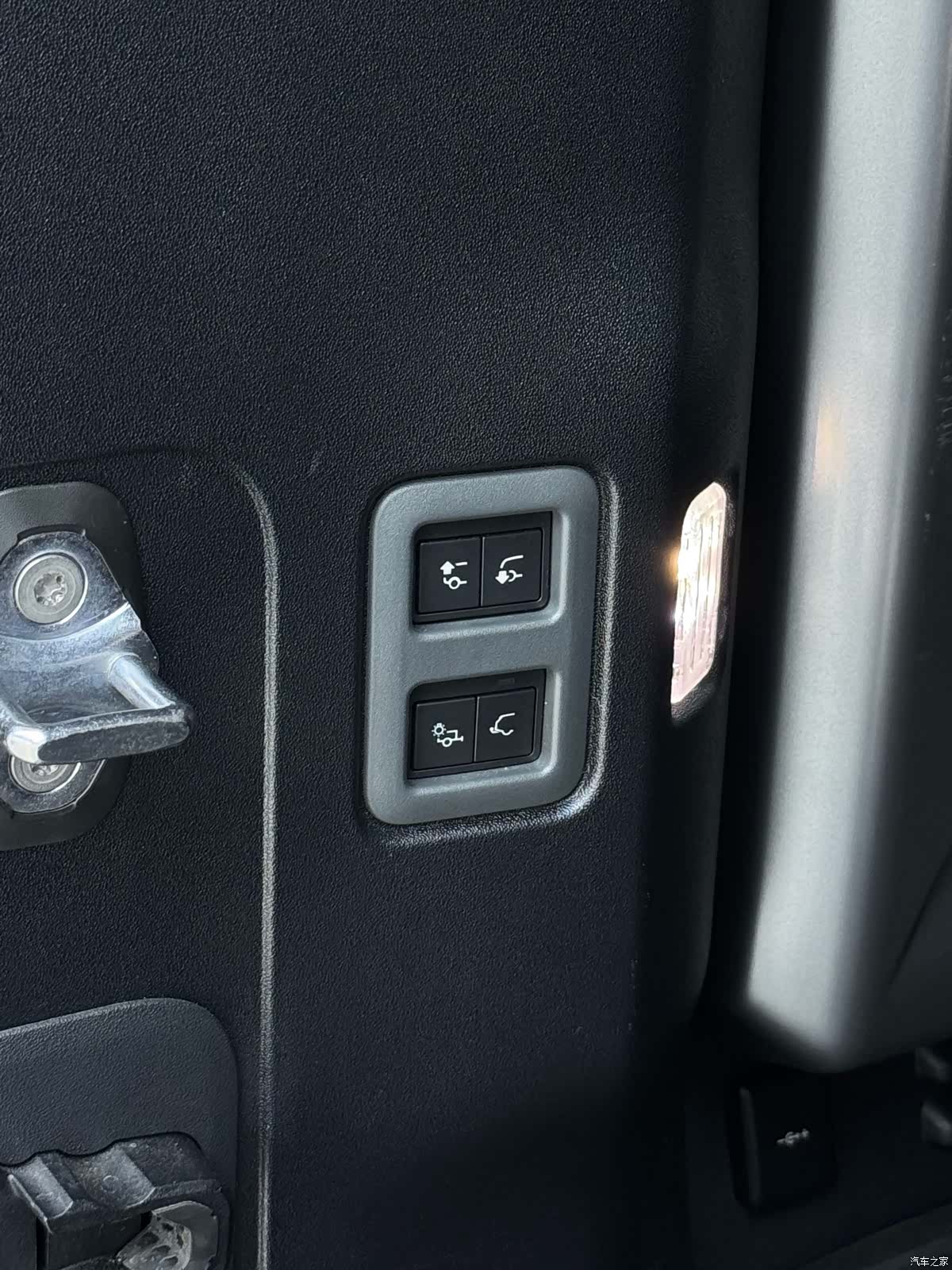 Land Rover Defender, 2022 40
