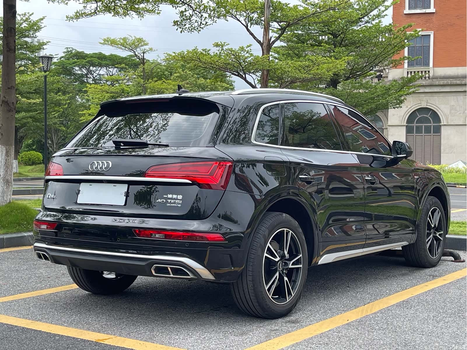 Audi Q5L, 2025 4