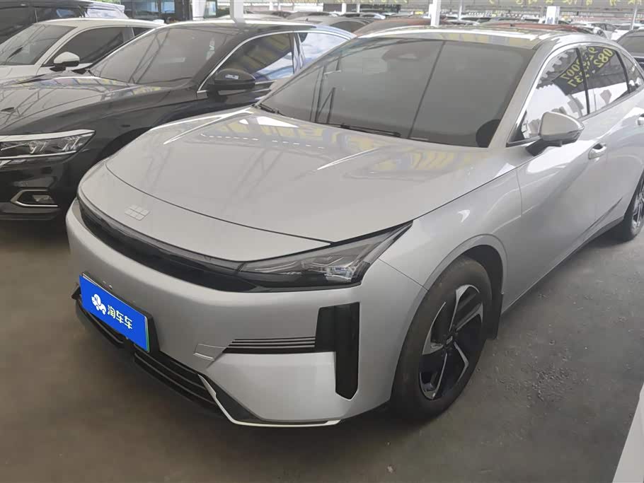 Geely Galaxy L6