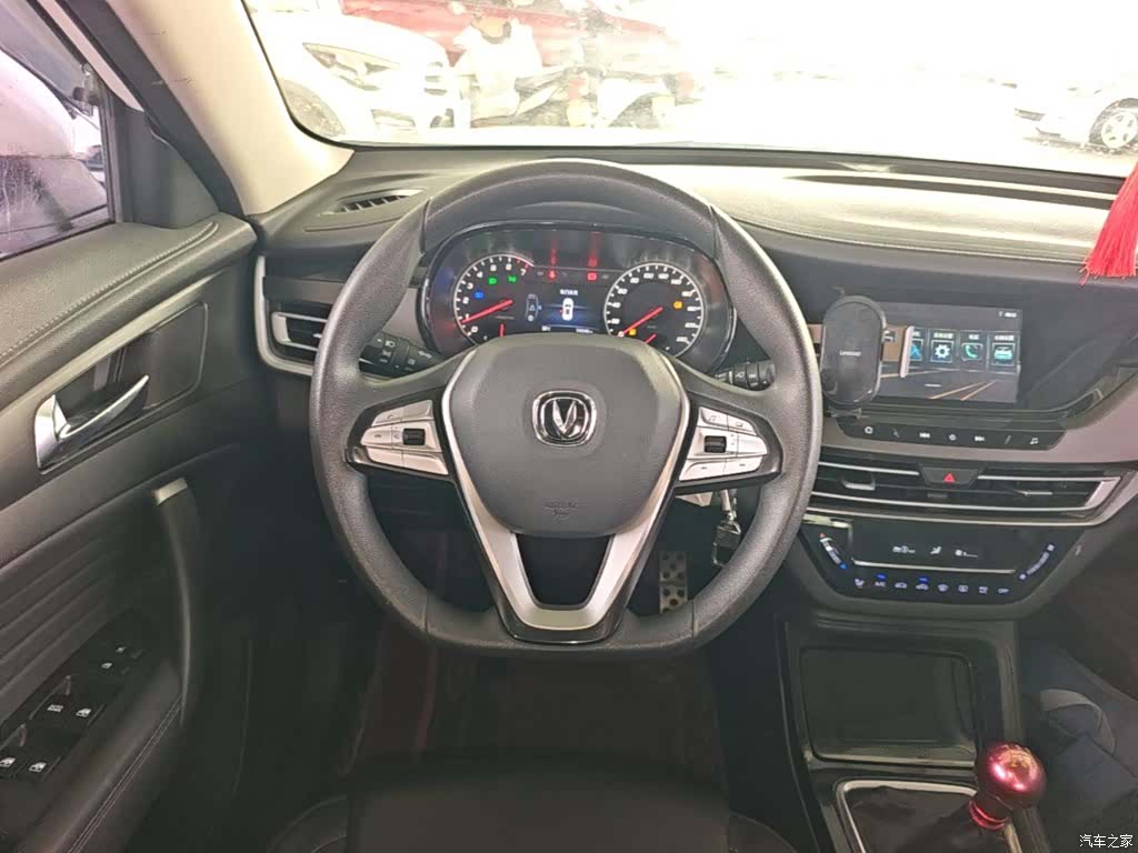 Changan CS35, 2021 11