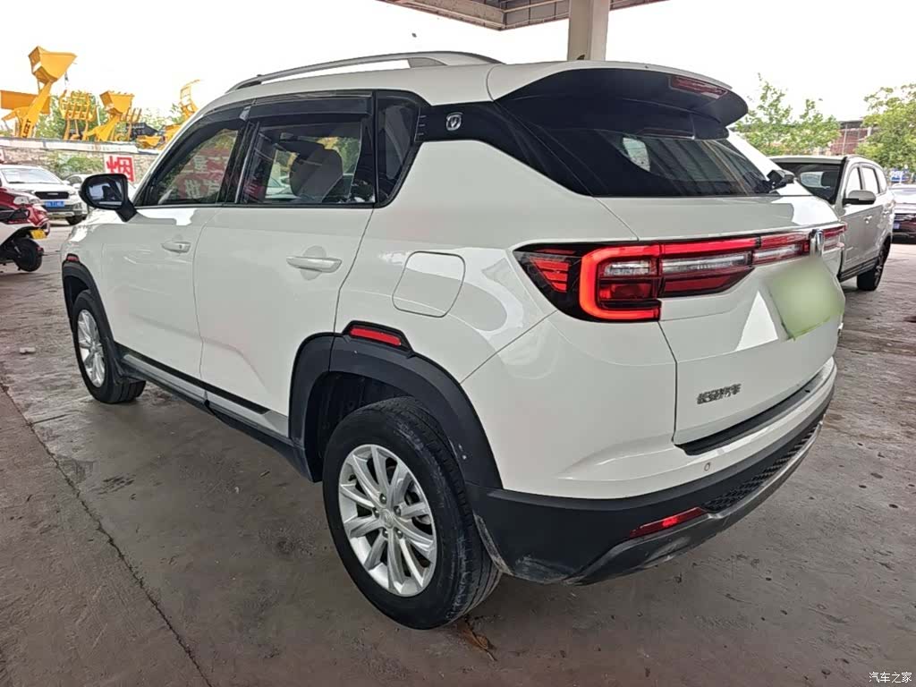 Changan CS35, 2021 все фото