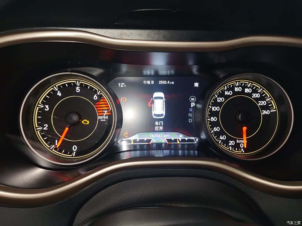 Jeep Cherokee, 2018 8
