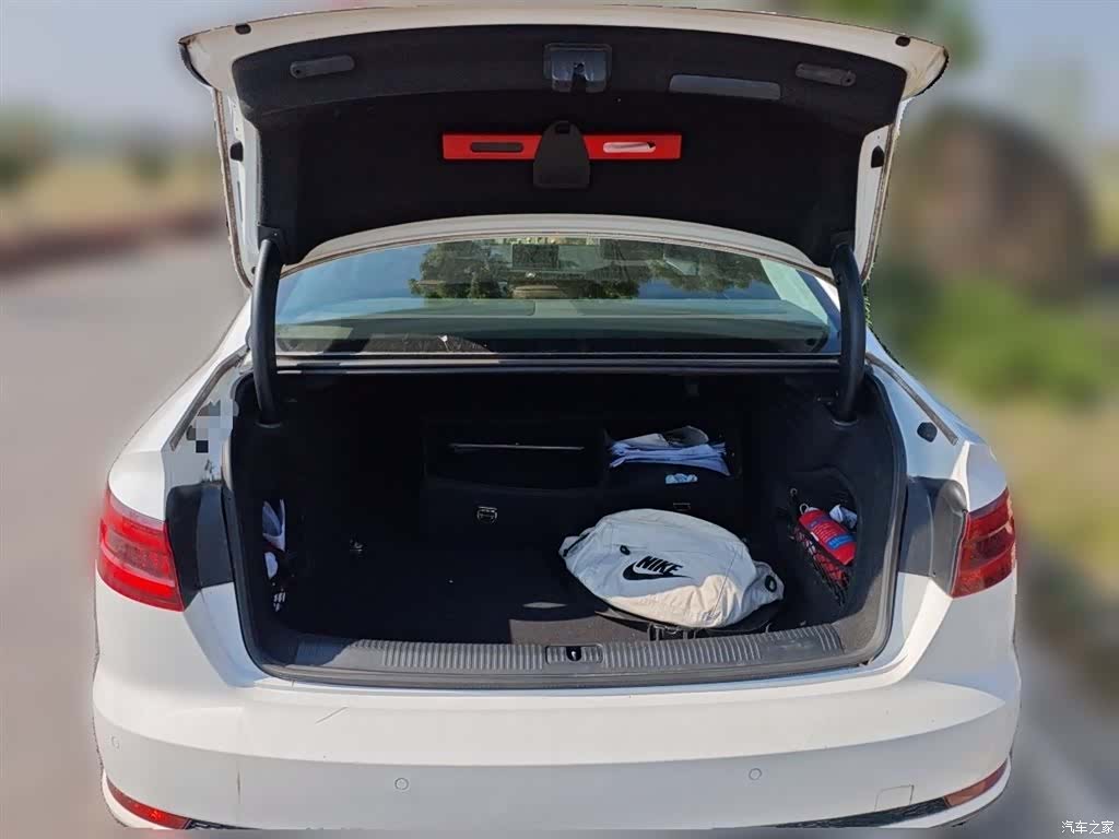 Audi A4L, 2018 10