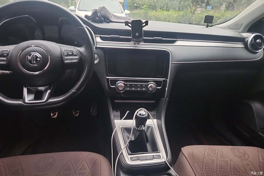 MG MG6, 2018 13