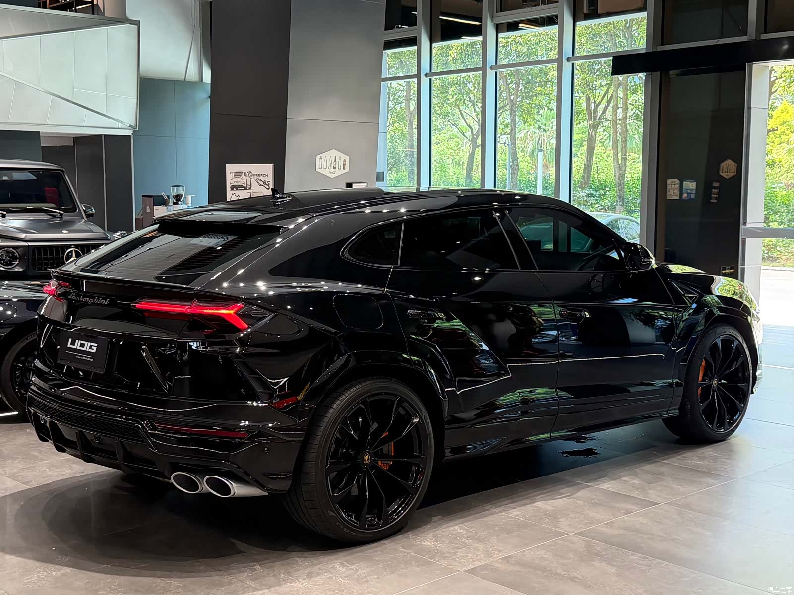 Lamborghini Urus, 2022 8