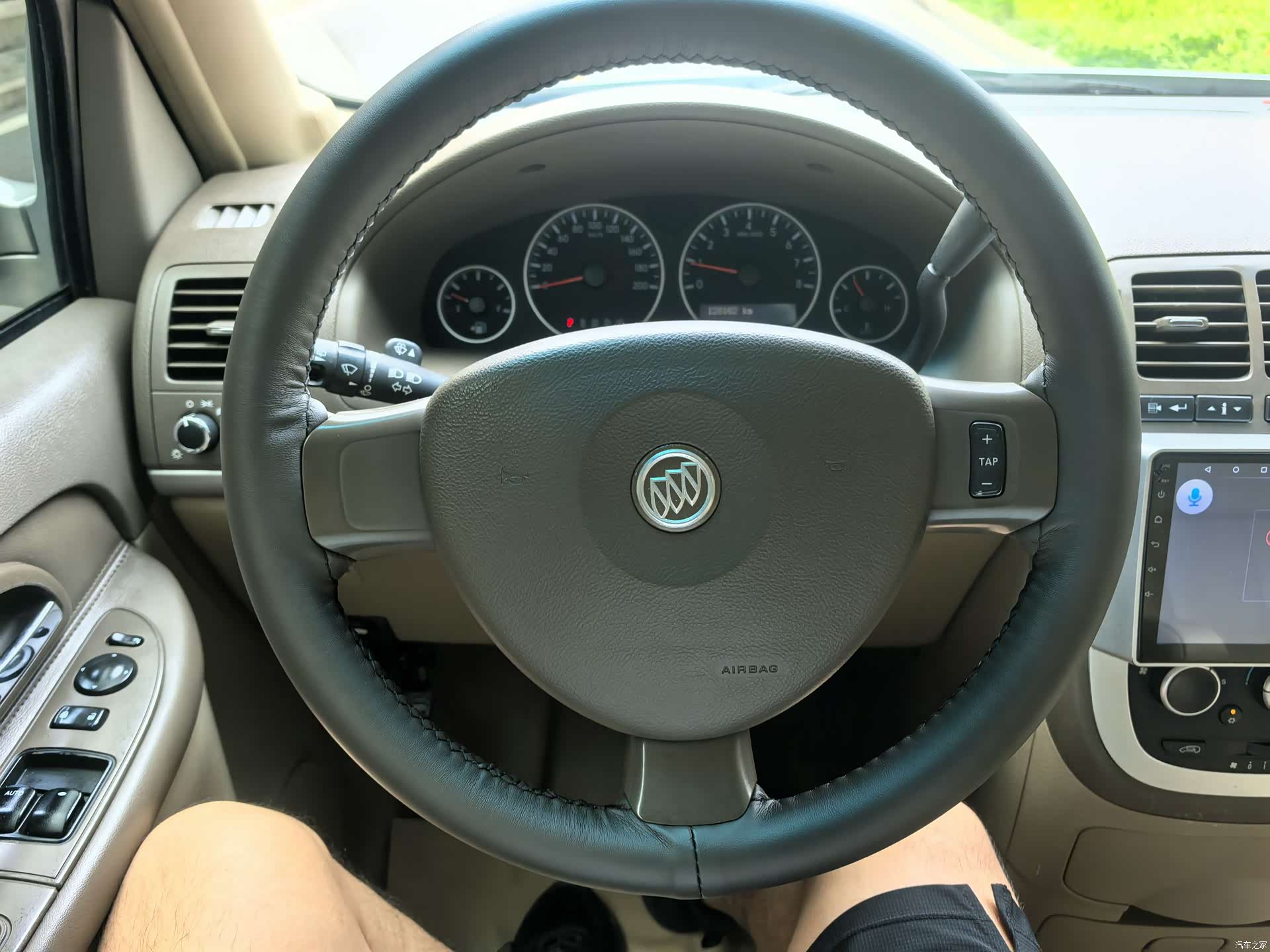 Buick GL8, 2017 15