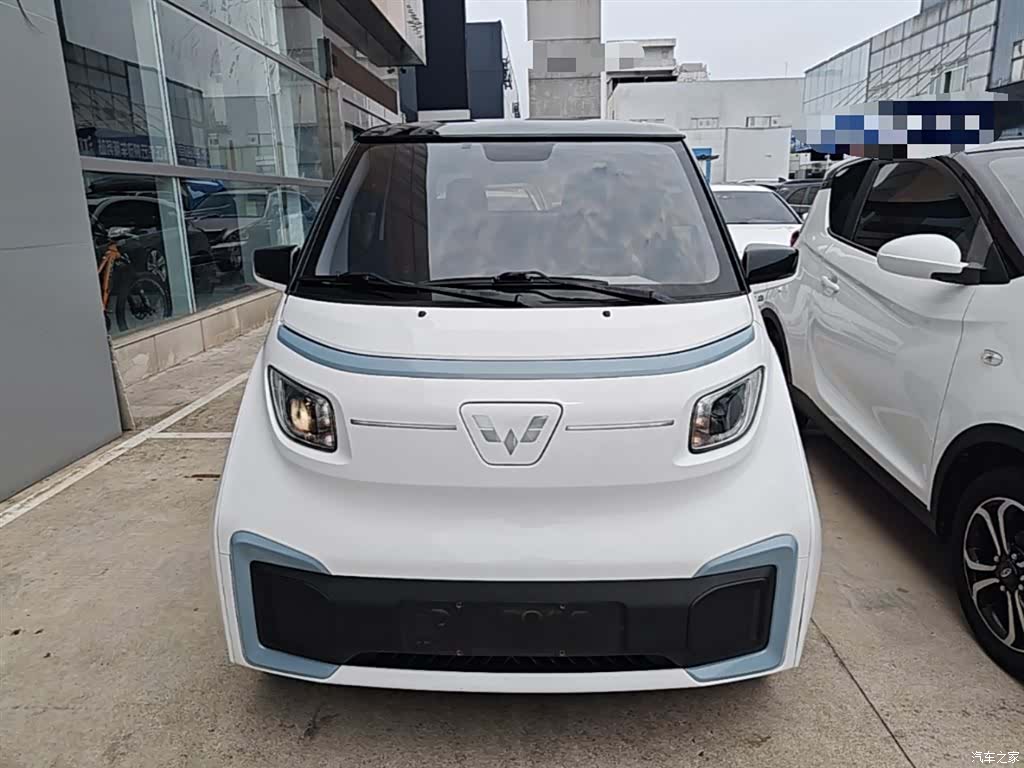 Wuling NanoEV, 2022 3