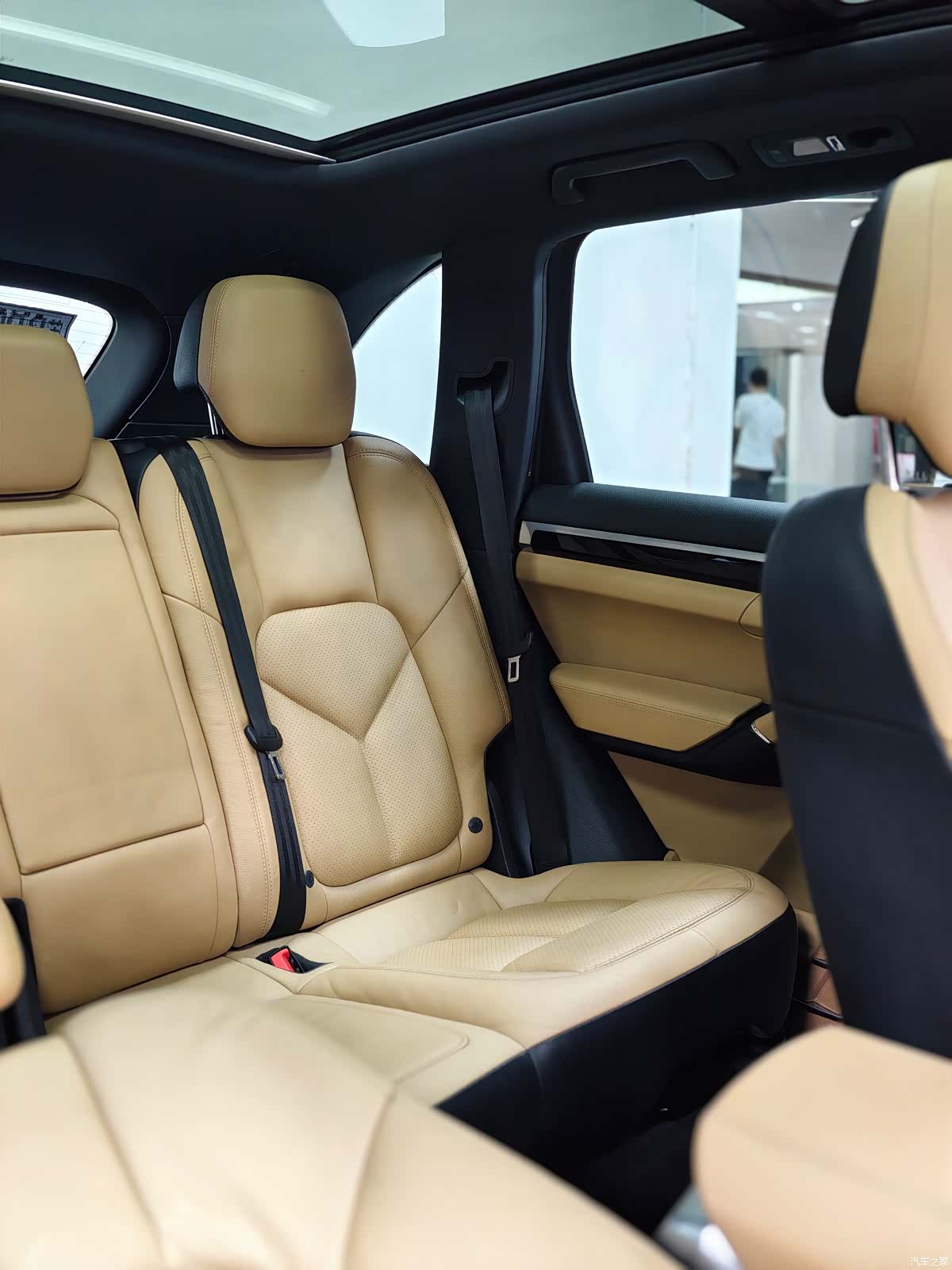 Porsche Cayenne, 2015 8