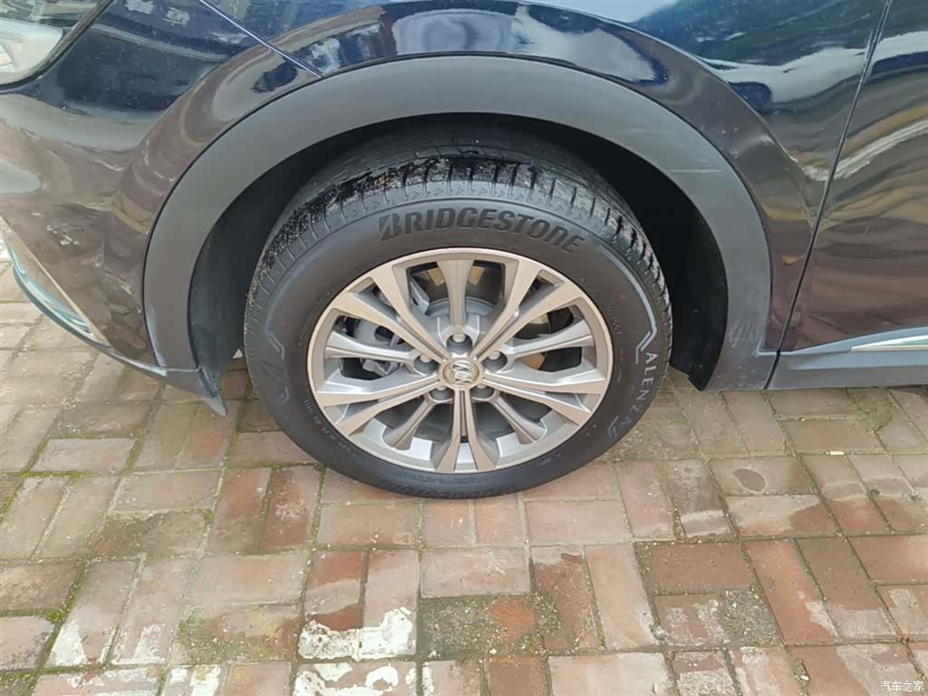 Buick Envision Plus, 2022 23
