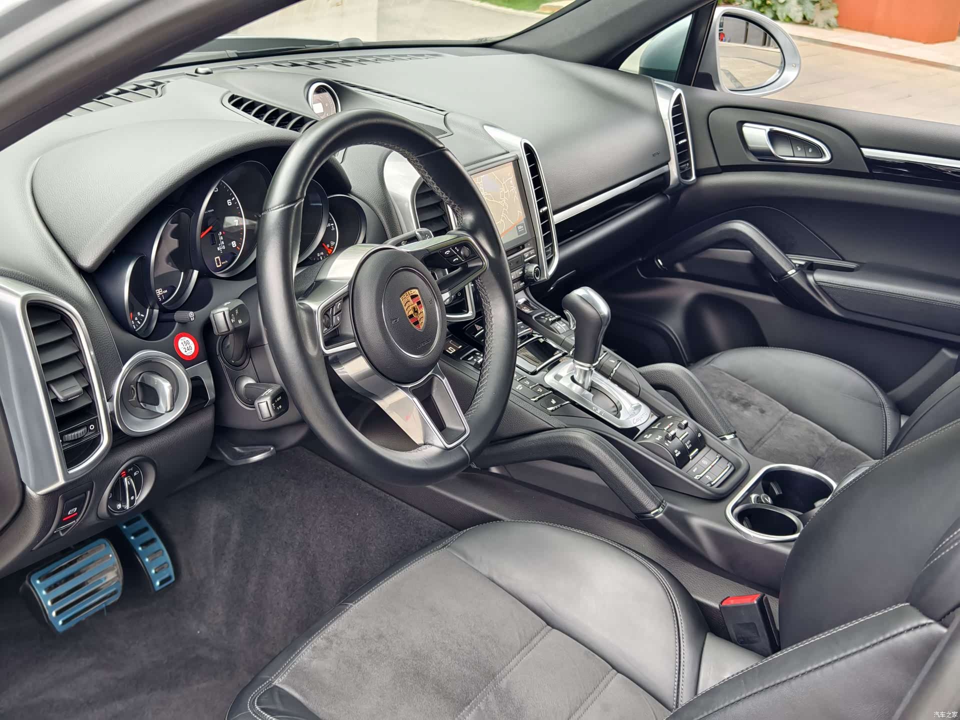 Porsche Cayenne, 2017 11