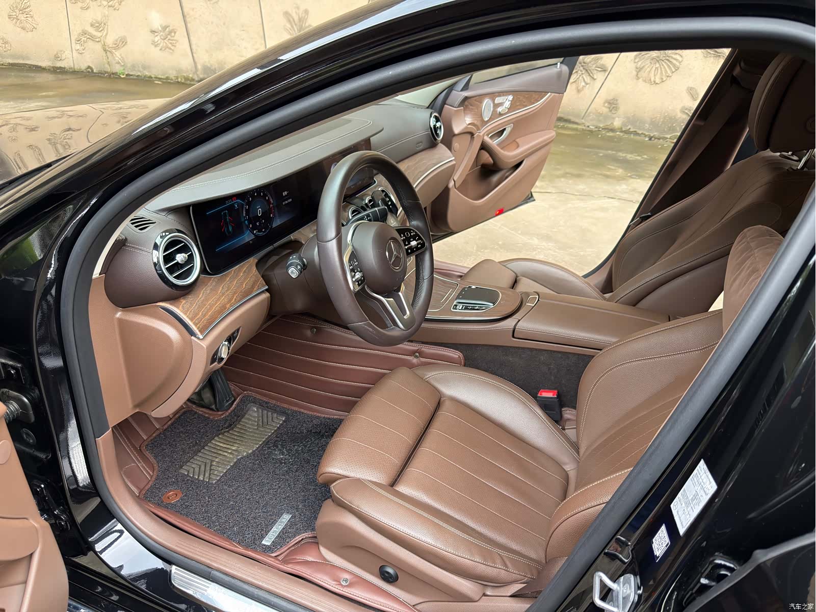 Mercedes-Benz E-Class, 2019 8