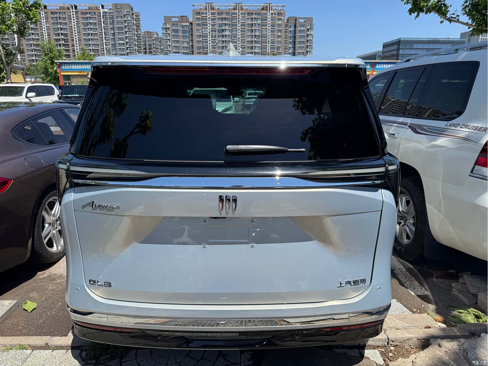 Buick GL8, 2026 все фото