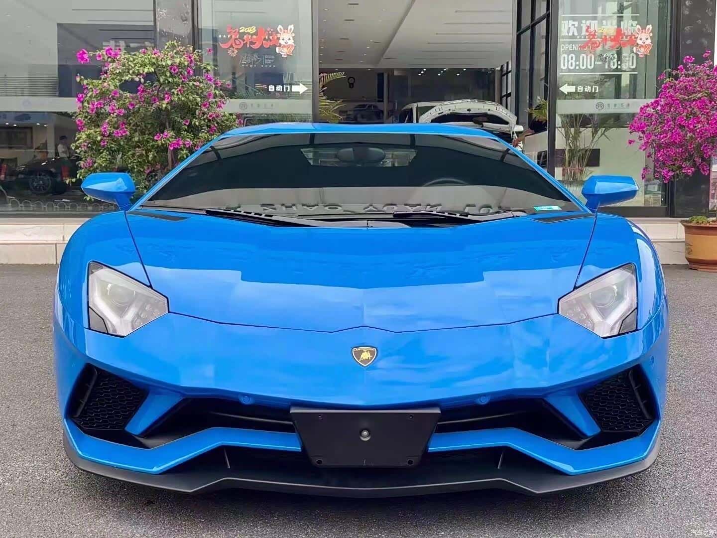 Lamborghini Aventador, 2018 все фото