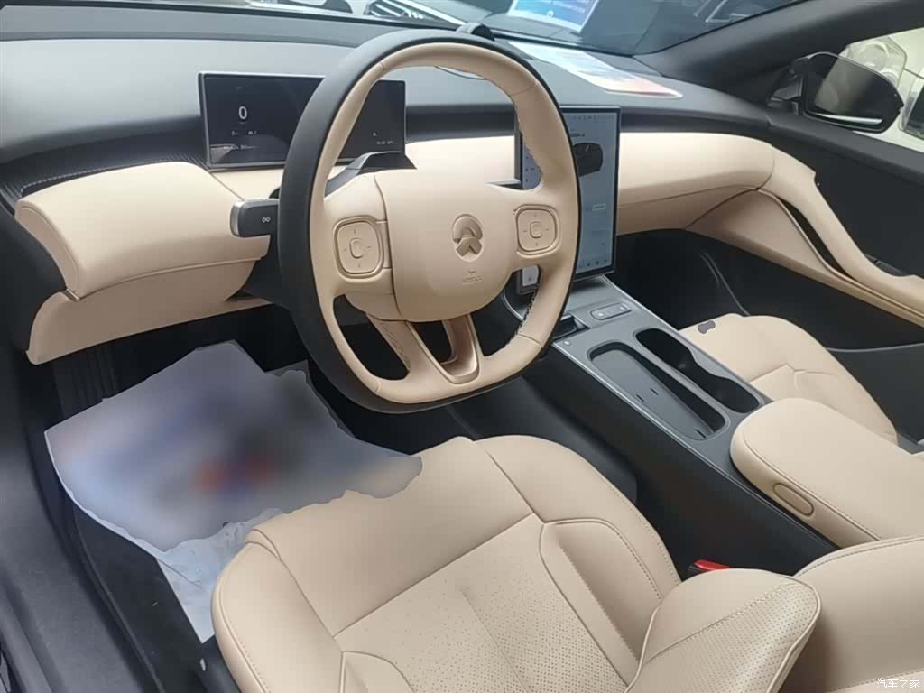NIO ET5, 2024 10