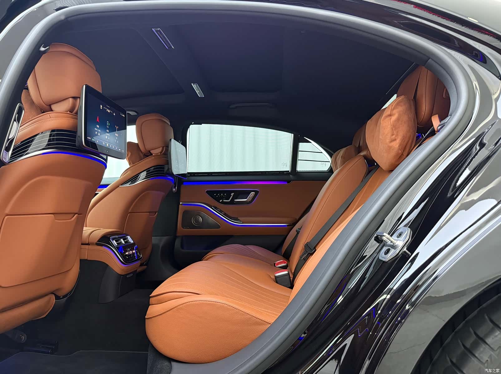 Mercedes-Benz S-Class, 2024 6