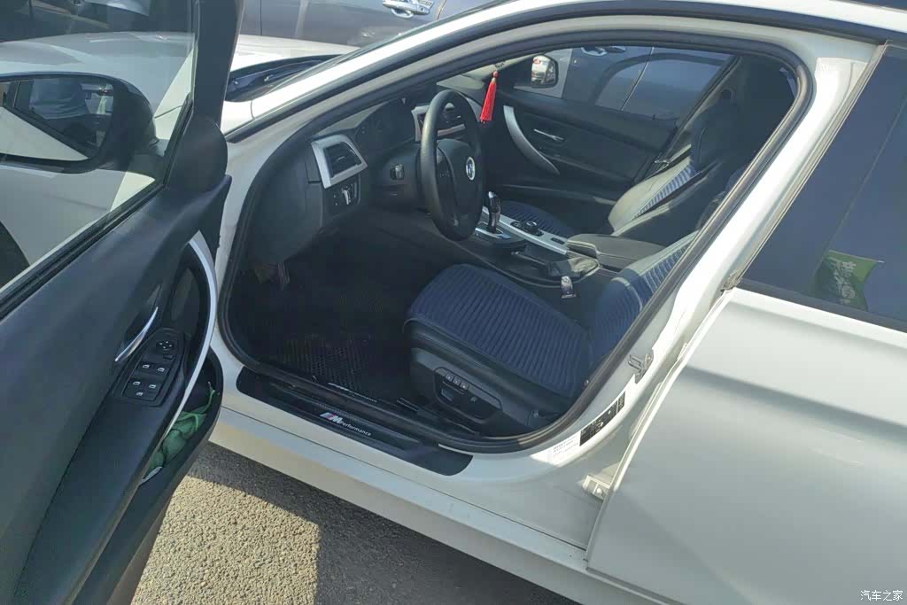 BMW 3 Series, 2014 9