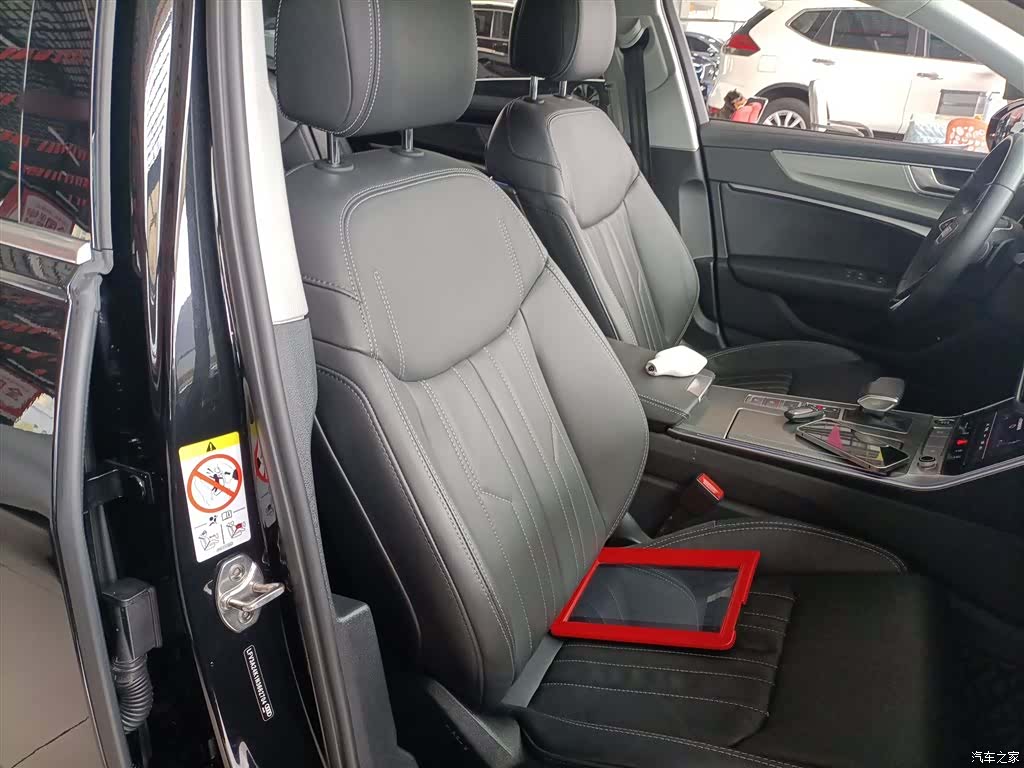 Audi A6L, 2023 4