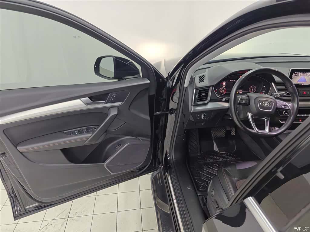 Audi Q5L, 2019 4