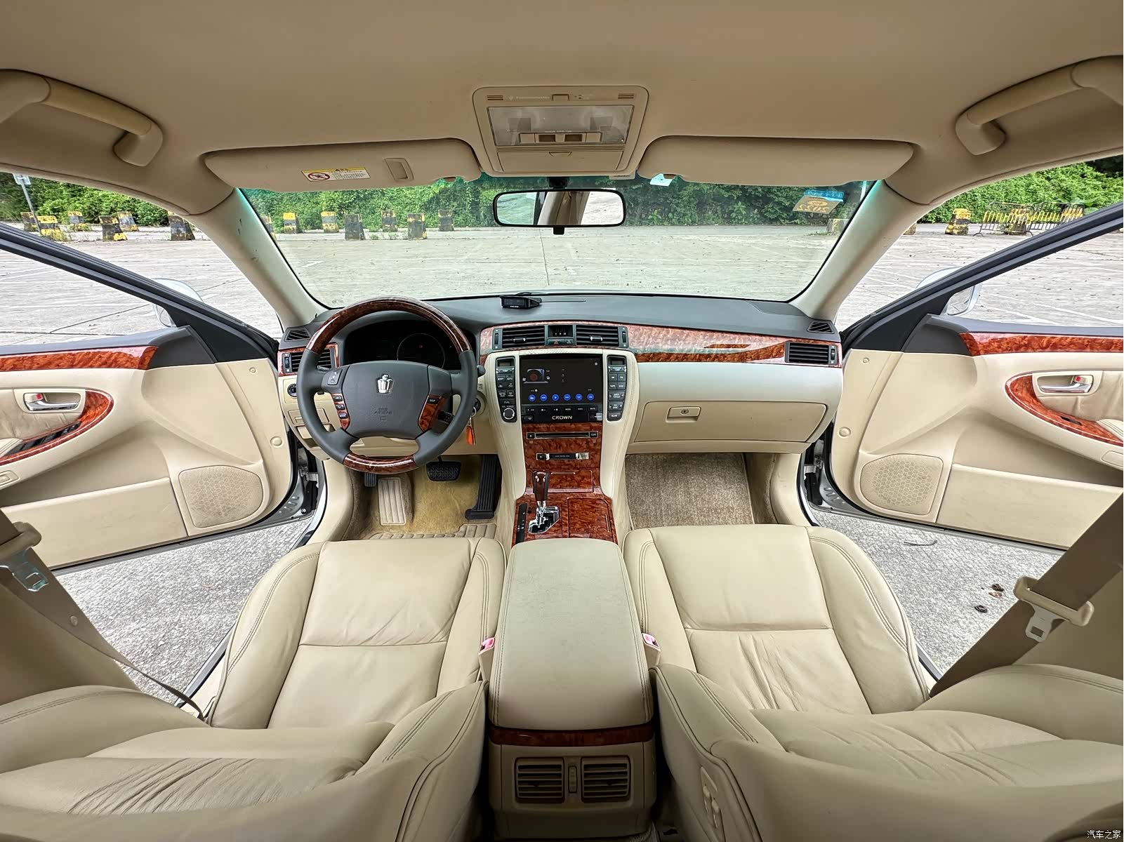 Toyota Crown, 2005 8