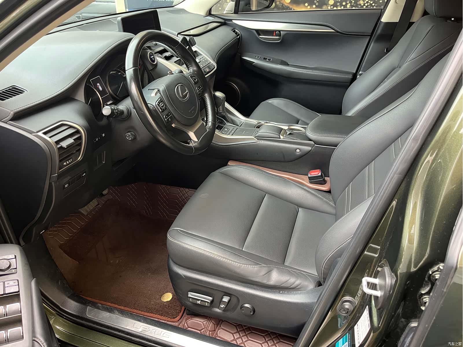 Lexus NX, 2020 9