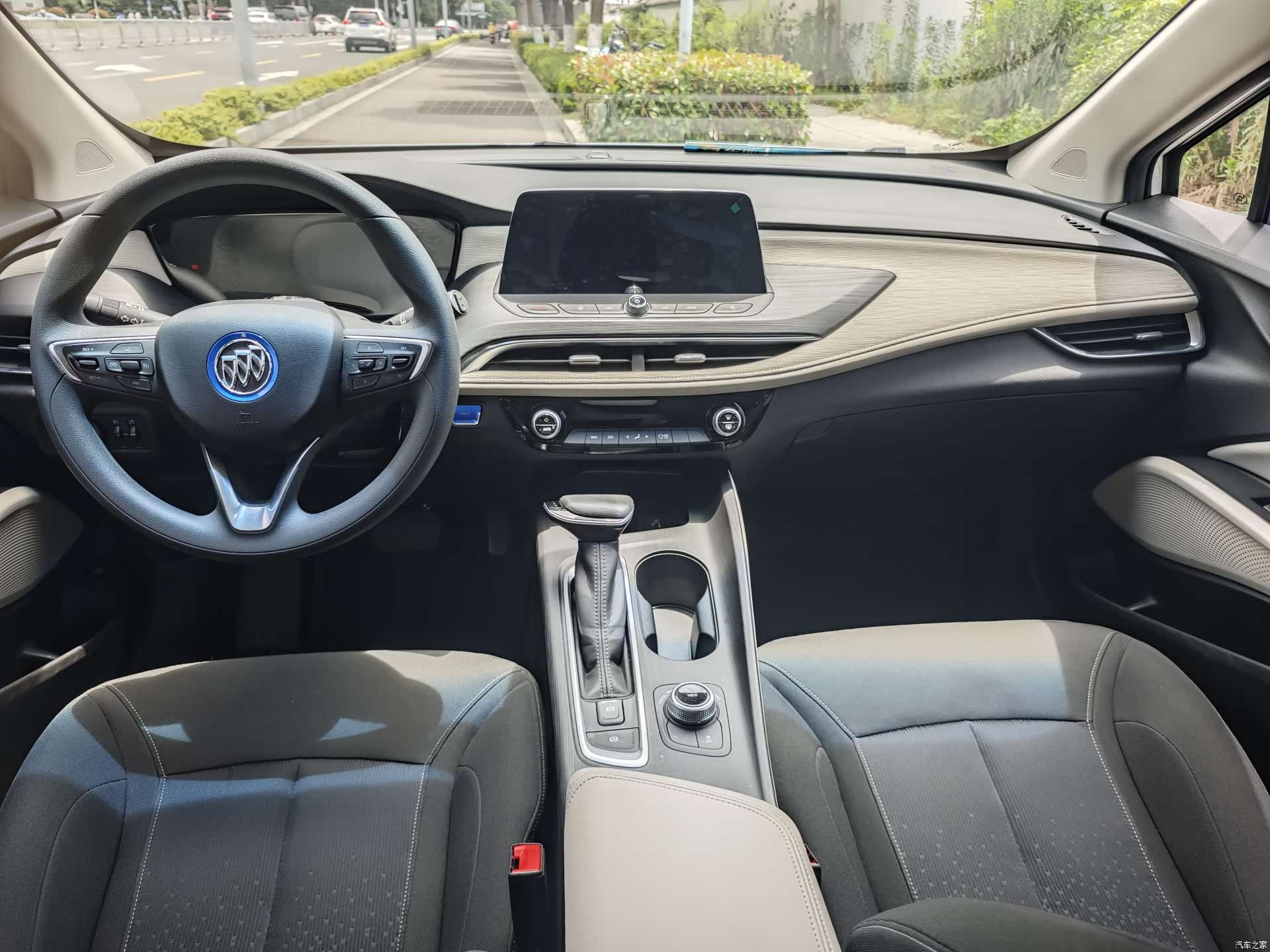 Buick Velite, 2020 7