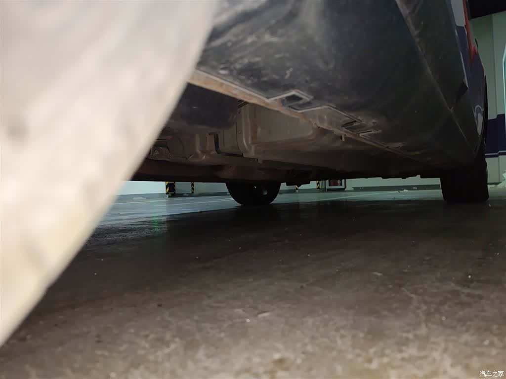 Geely Emgrand, 2018 17