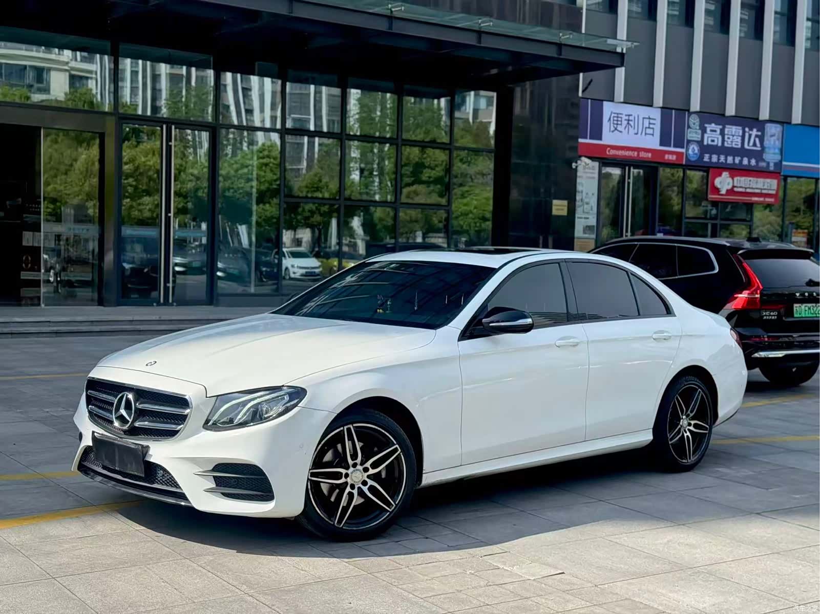 Mercedes-Benz E-Class, 2018 1