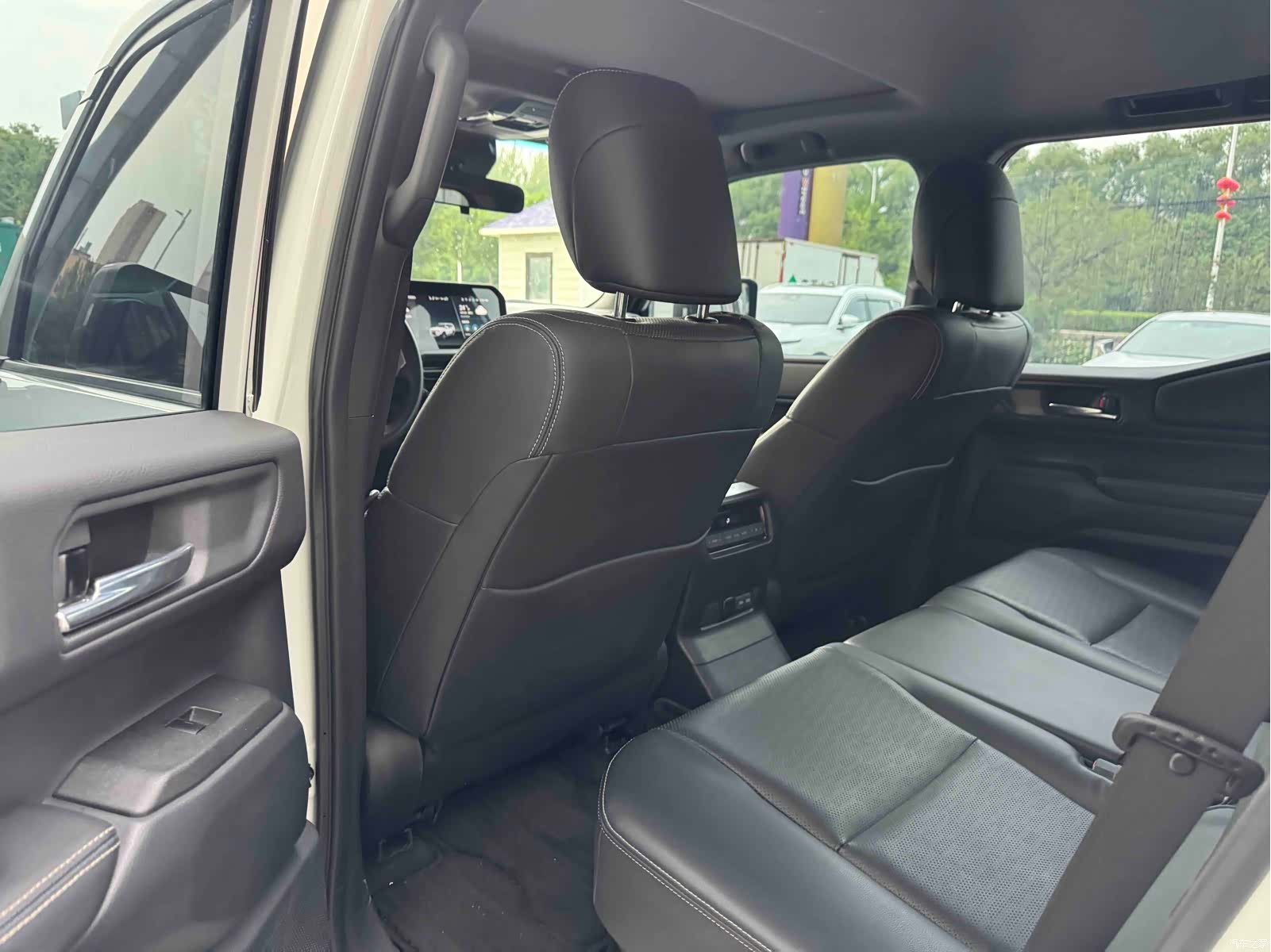 Toyota Prado, 2024 7