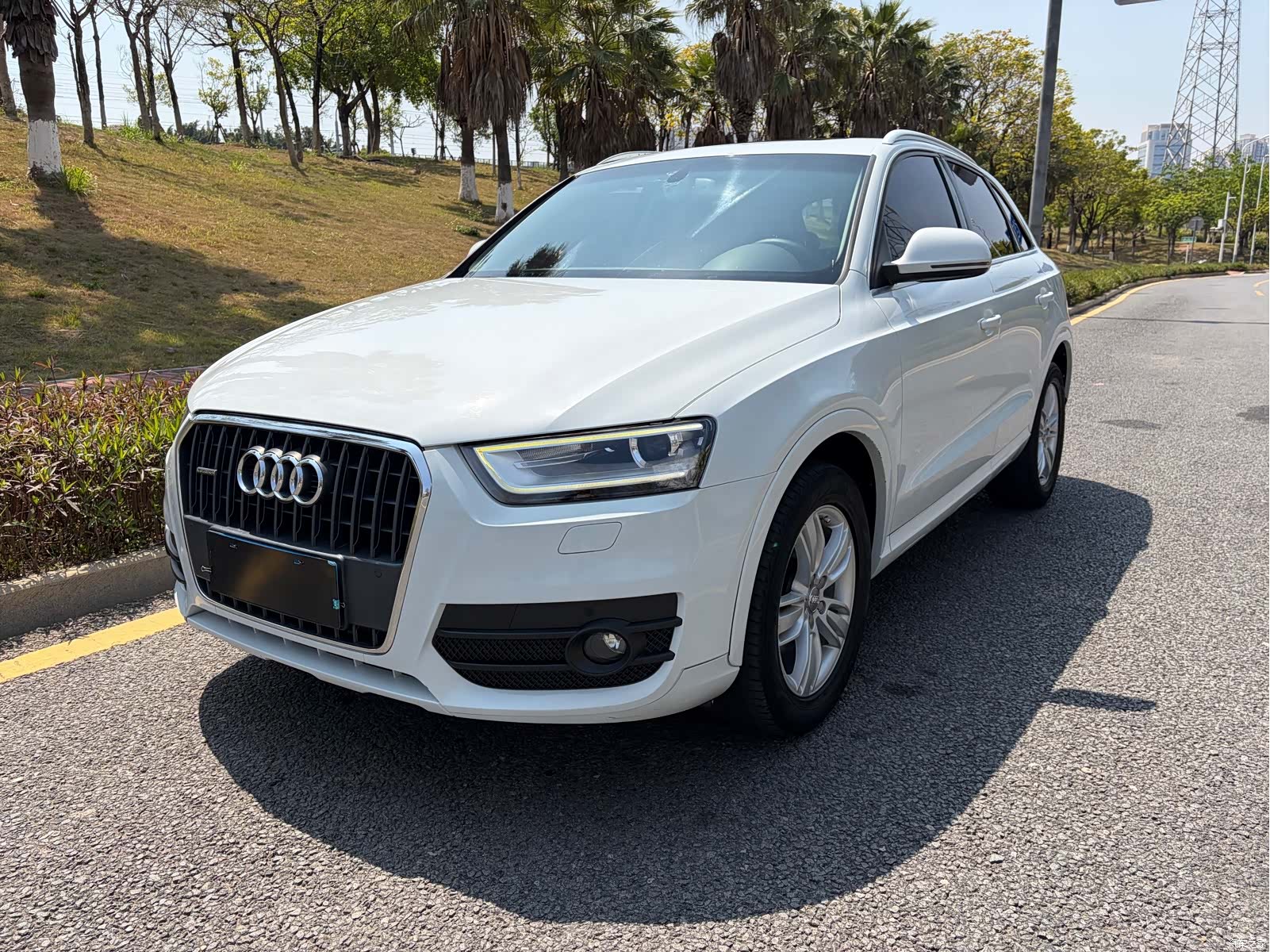 Audi Q3, 2016 1