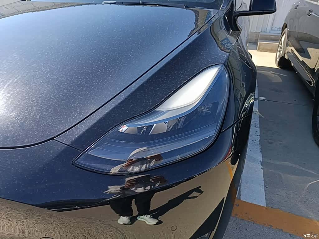 Tesla Model Y, 2022 24