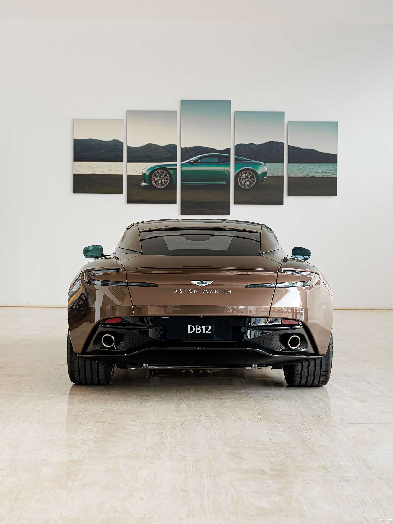 Aston Martin DB12, 2025 3