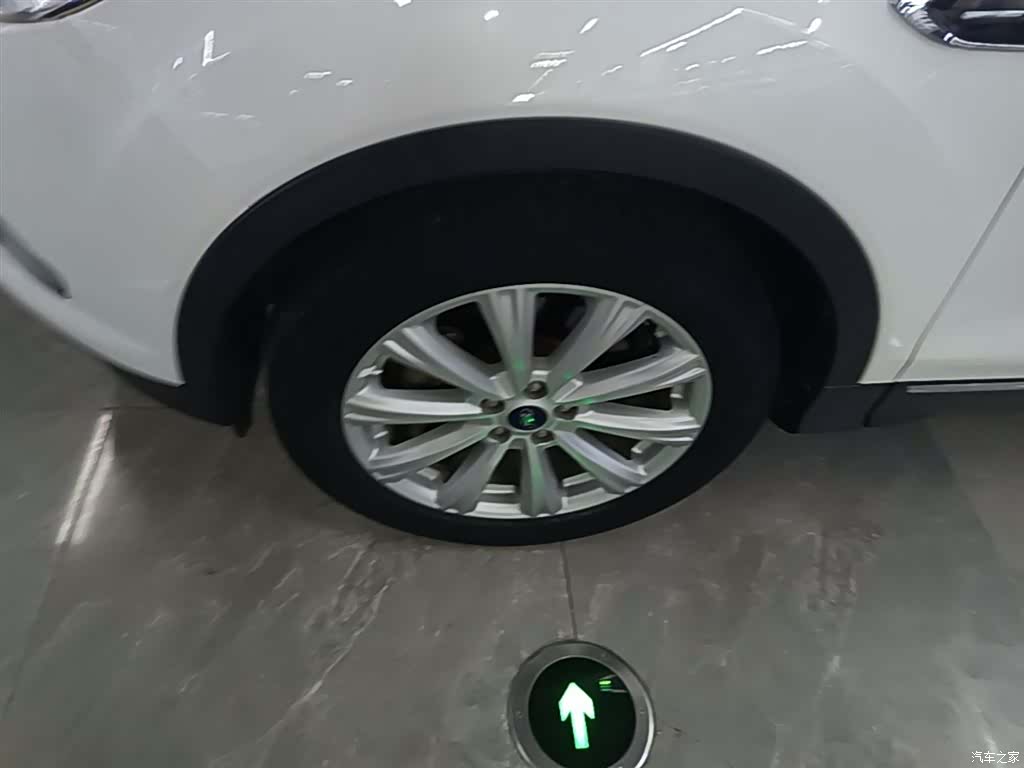 Ford Kuga, 2017 23