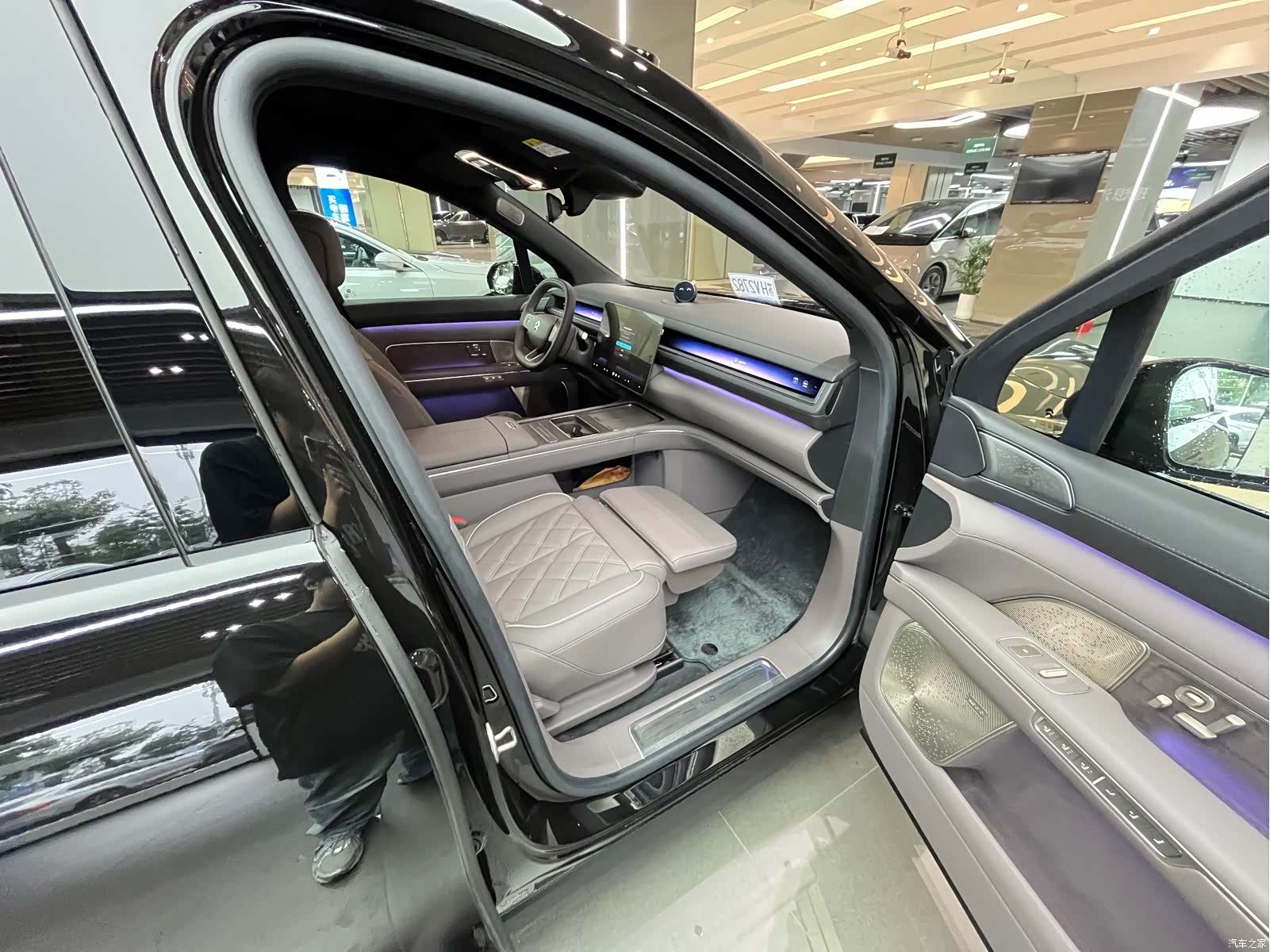 NIO ES8, 2026 все фото