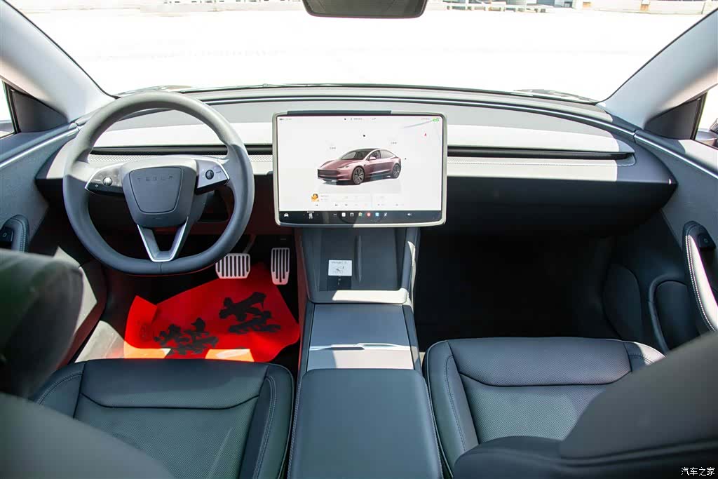 Tesla Model 3, 2024 16