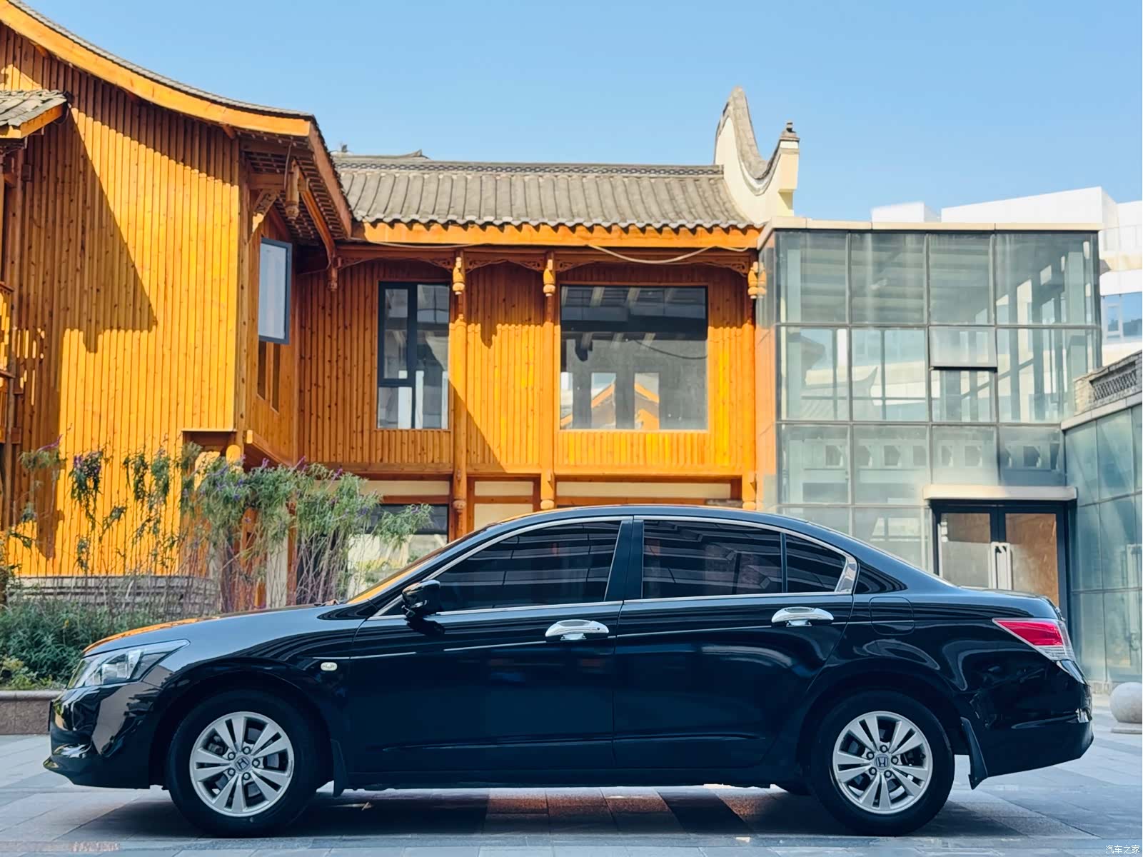 Honda Accord, 2009 4