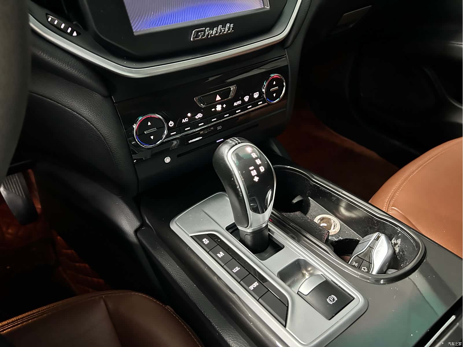 Maserati Ghibli, 2016 13
