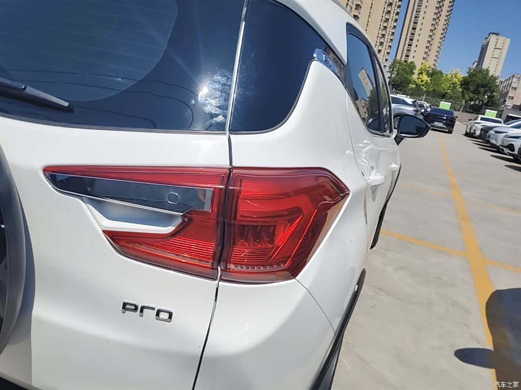 BYD Yuan, 2022 8
