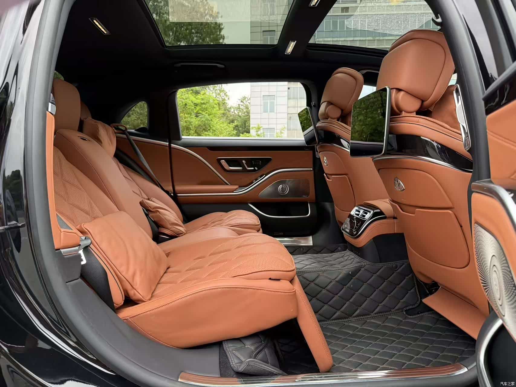 Maybach S-Class, 2022 18