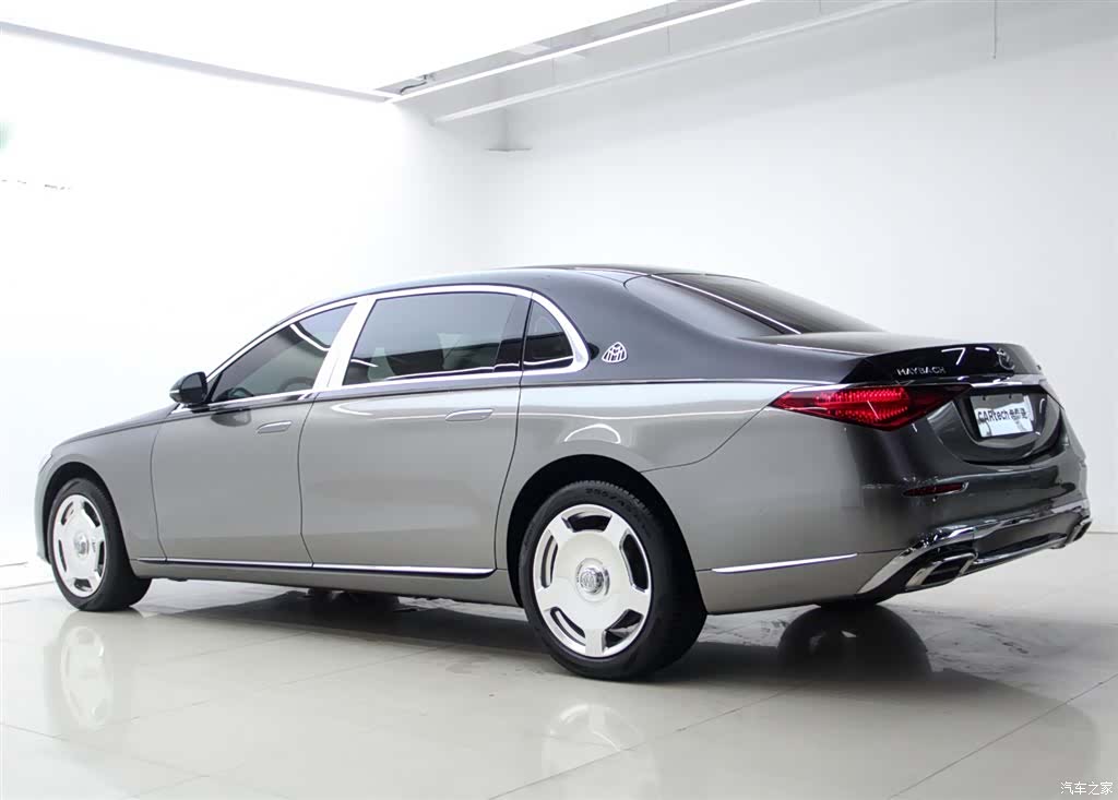 Maybach S-Class, 2022 4