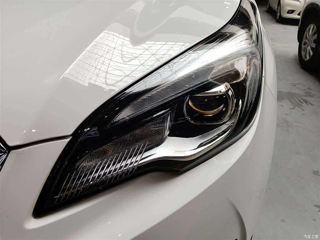 Buick Envision Plus, 2019 24